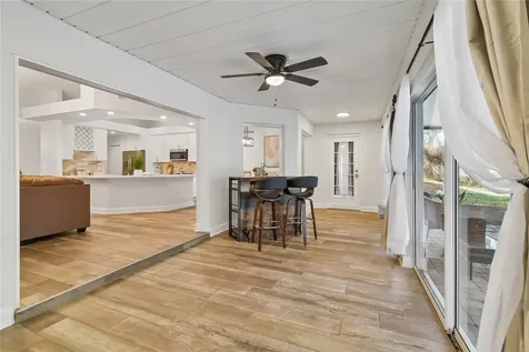 2513 N Valrico Road Seffner FL 33584