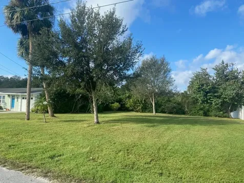 Bay Drive Gibsonton FL 33534