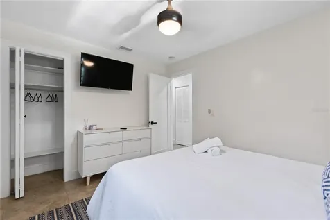 6822 S Wall Street Tampa FL 33616