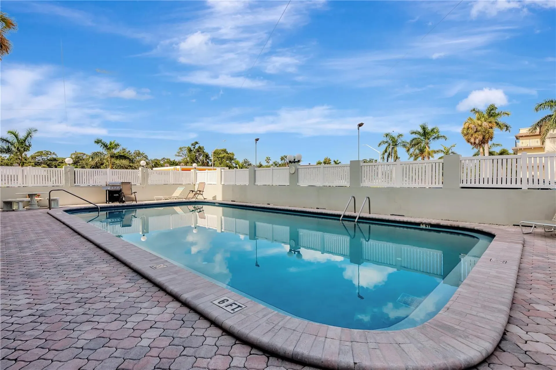 7321 Central Avenue St Petersburg FL 33710