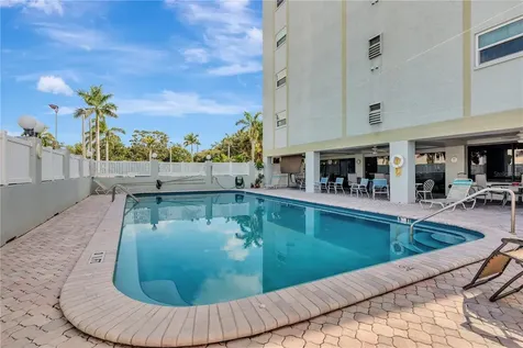 7321 Central Avenue St Petersburg FL 33710