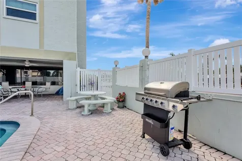 7321 Central Avenue St Petersburg FL 33710