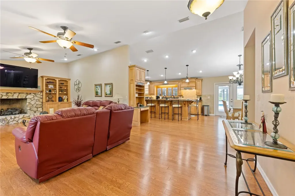 17690 NE State Road 121 Williston FL 32696
