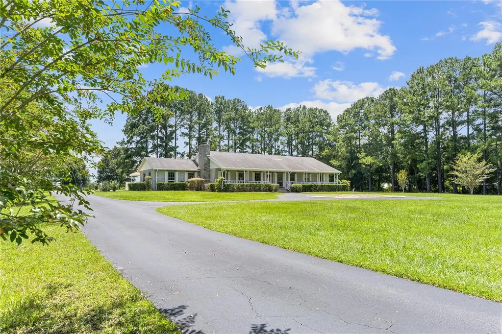17690 NE State Road 121 Williston FL 32696