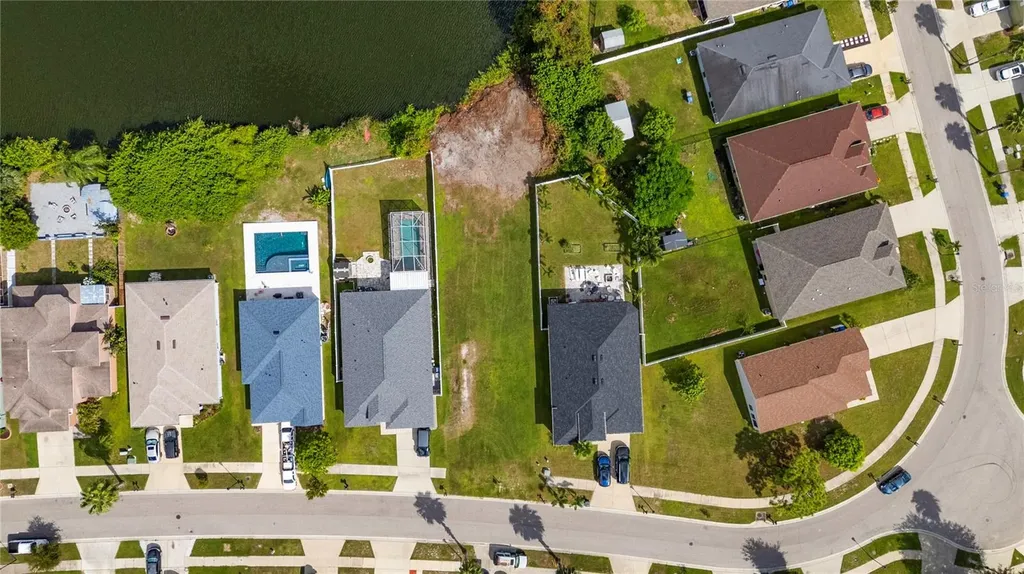 11310 Southwind Lake Drive Gibsonton FL 33534