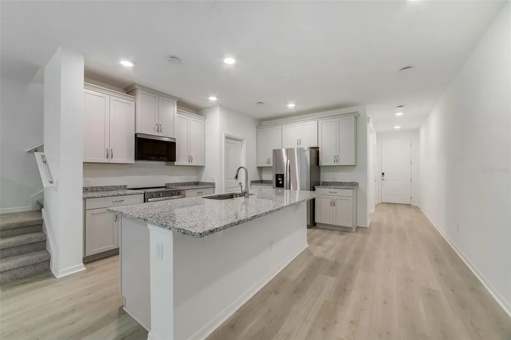 1674 Greenleaf Woods Cove Oviedo FL 32765