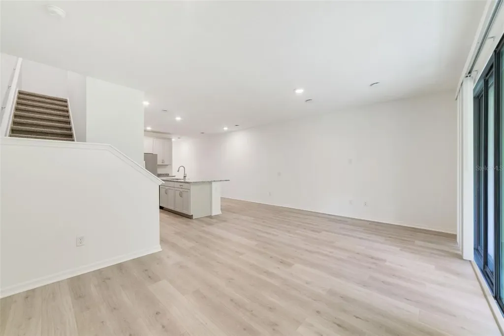 1674 Greenleaf Woods Cove Oviedo FL 32765