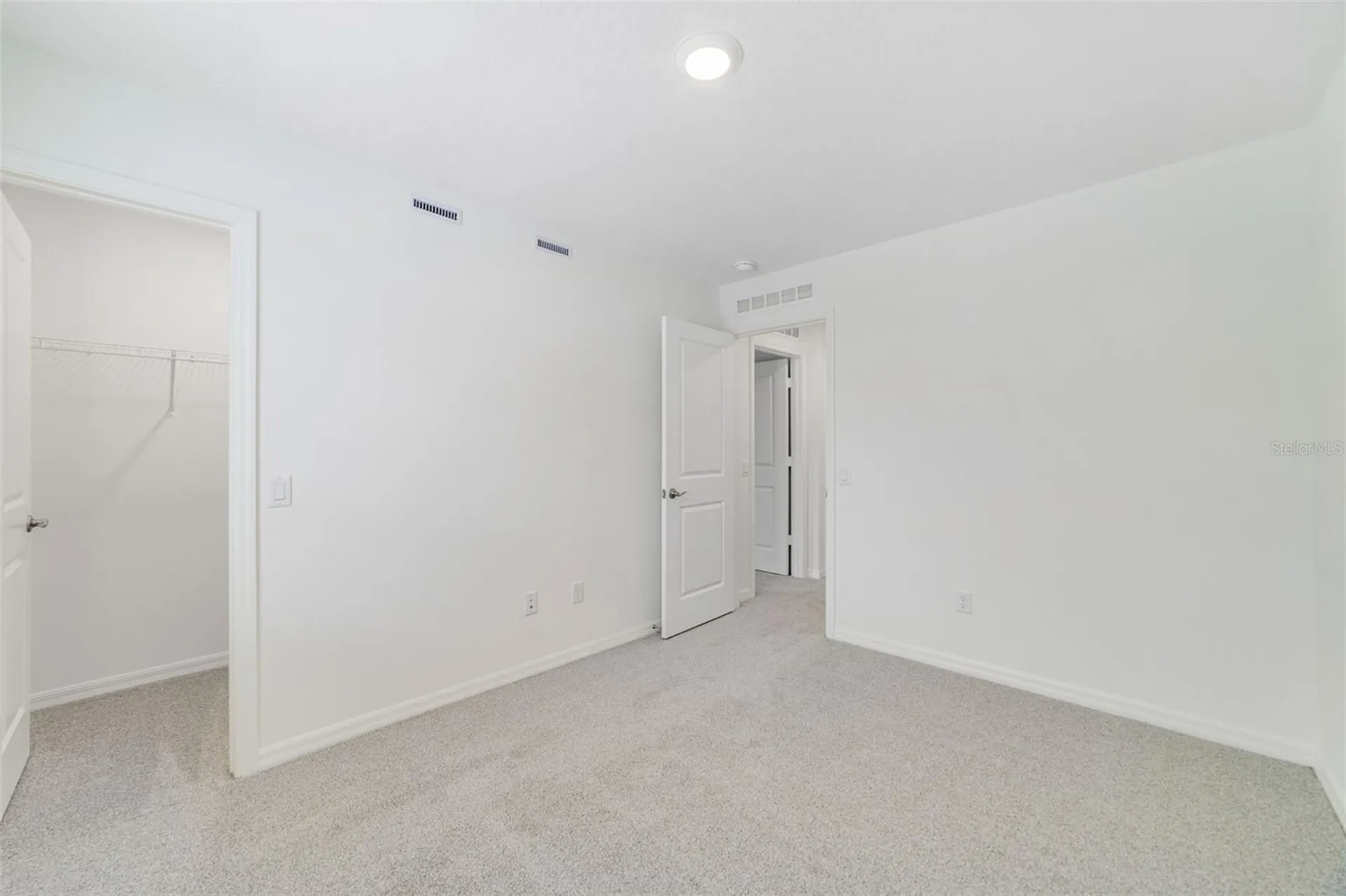 1674 Greenleaf Woods Cove Oviedo FL 32765