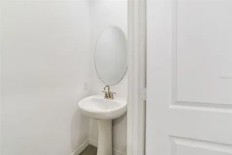 1674 Greenleaf Woods Cove Oviedo FL 32765