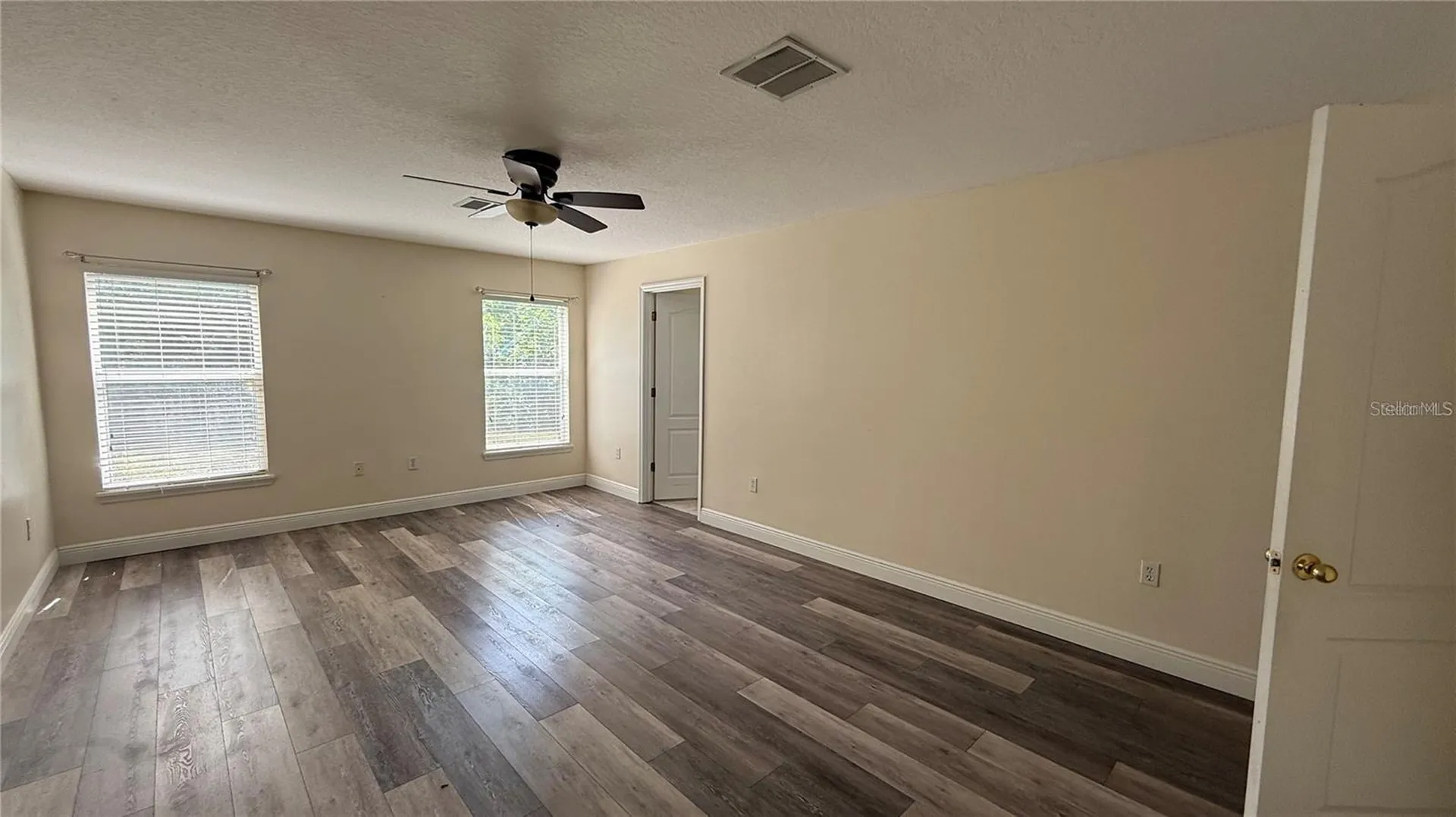 979 Hacienda Circle Kissimmee FL 34741