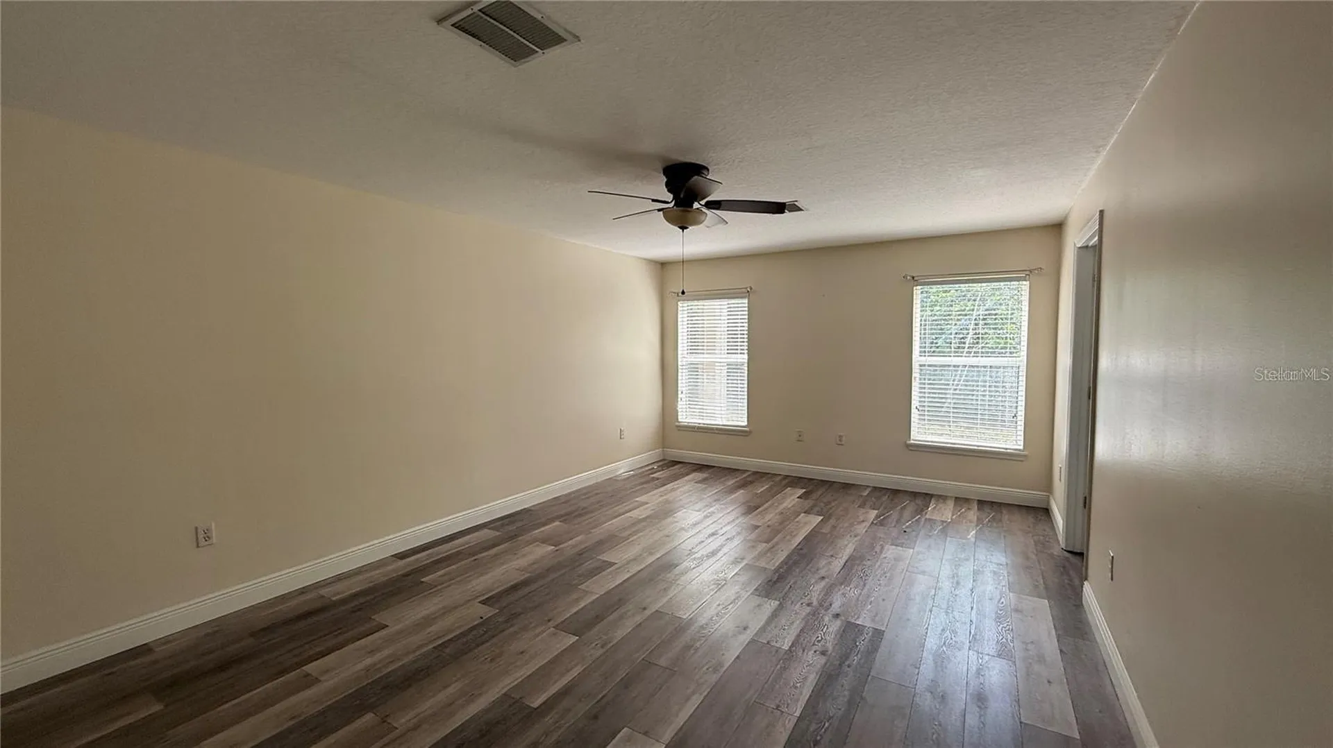 979 Hacienda Circle Kissimmee FL 34741
