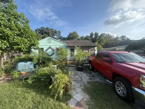 814 W Kentucky Avenue Tampa FL 33603