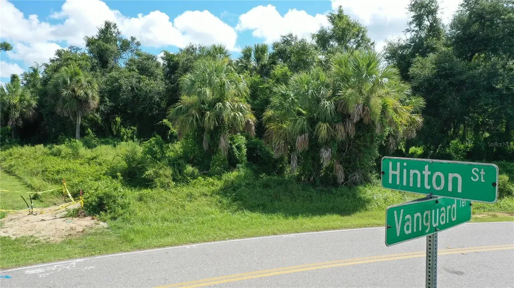 284 Hinton Street Port Charlotte FL 33954