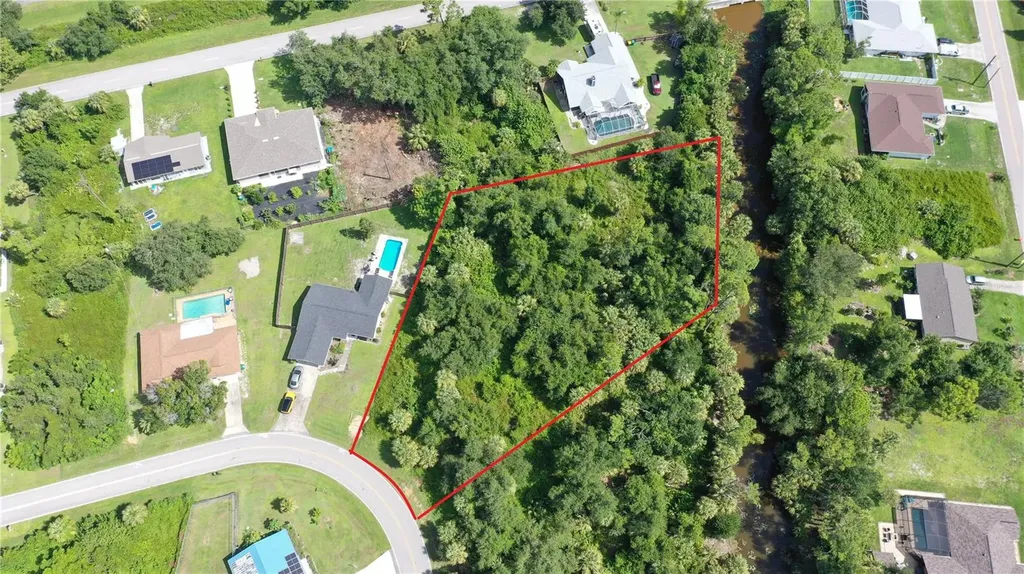 284 Hinton Street Port Charlotte FL 33954