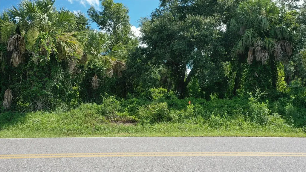 284 Hinton Street Port Charlotte FL 33954