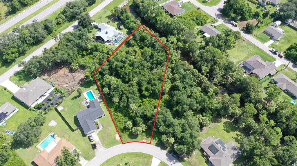 284 Hinton Street Port Charlotte FL 33954