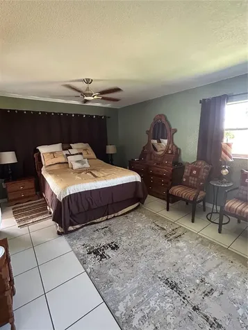 579 Lakemont Port Charlotte FL 33952