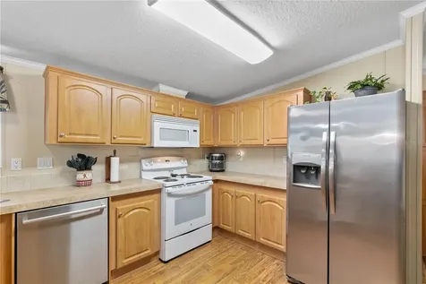 17000 SE 251st Terrace Umatilla FL 32784