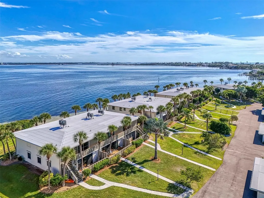 6500 Flotilla Drive Holmes Beach FL 34217