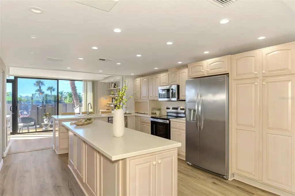 6500 Flotilla Drive Holmes Beach FL 34217