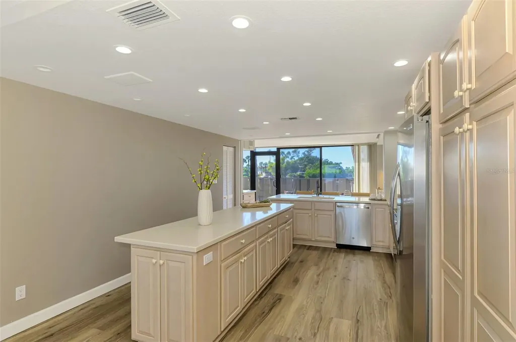 6500 Flotilla Drive Holmes Beach FL 34217