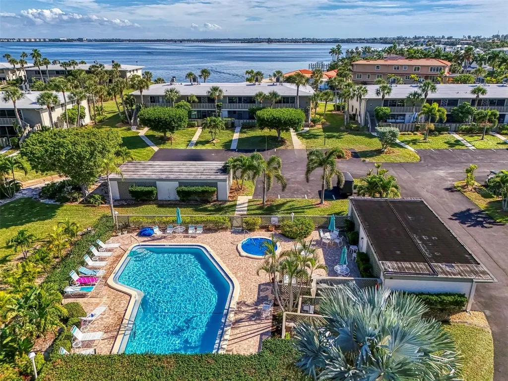 6500 Flotilla Drive Holmes Beach FL 34217