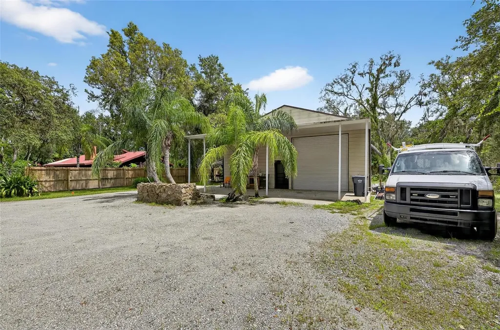 11205 Mcmullen Road Riverview FL 33569