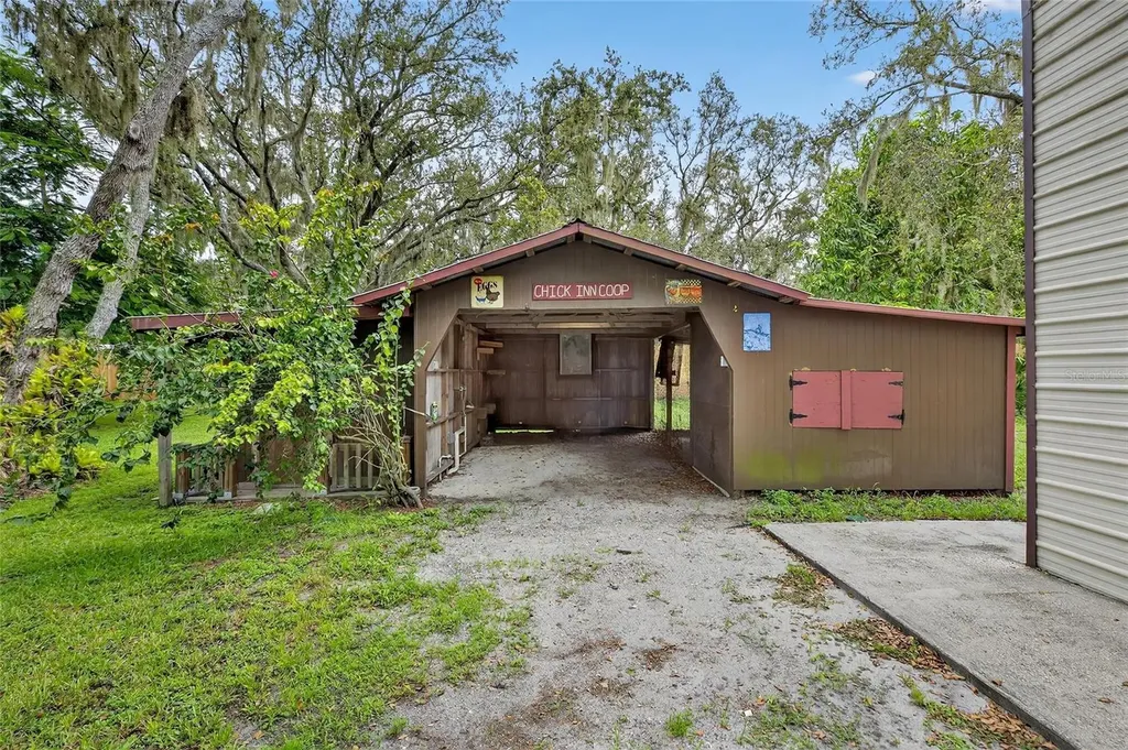 11205 Mcmullen Road Riverview FL 33569