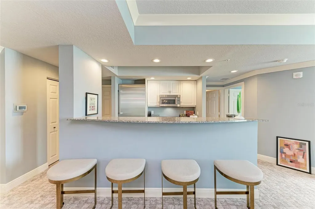 800 N Tamiami Trail Sarasota FL 34236