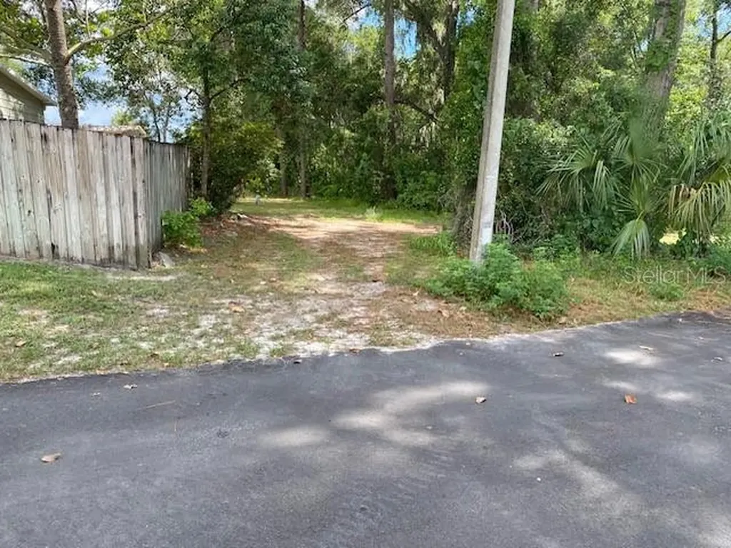 Deland FL 32724