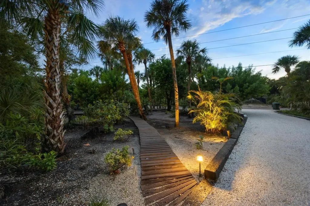 8285 Manasota Key Road Englewood FL 34223