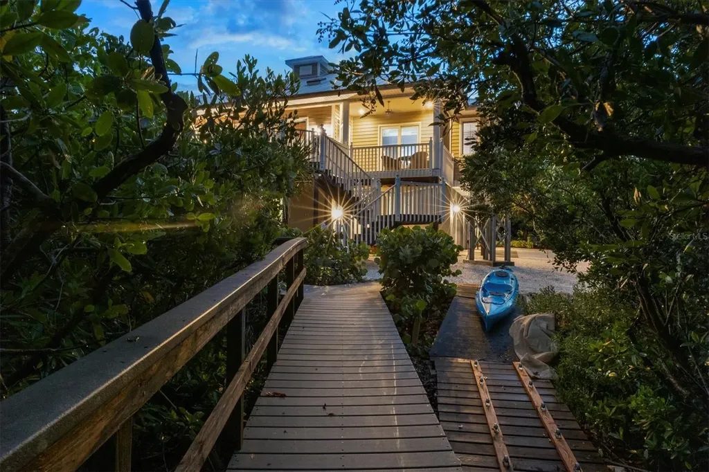 8285 Manasota Key Road Englewood FL 34223