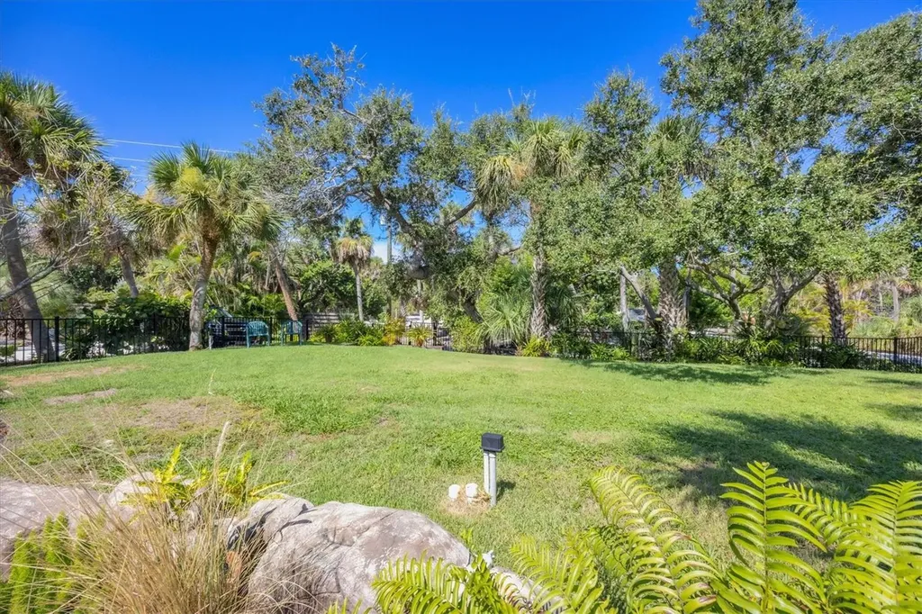 8285 Manasota Key Road Englewood FL 34223