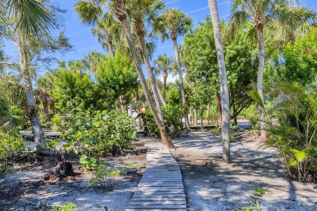 8285 Manasota Key Road Englewood FL 34223