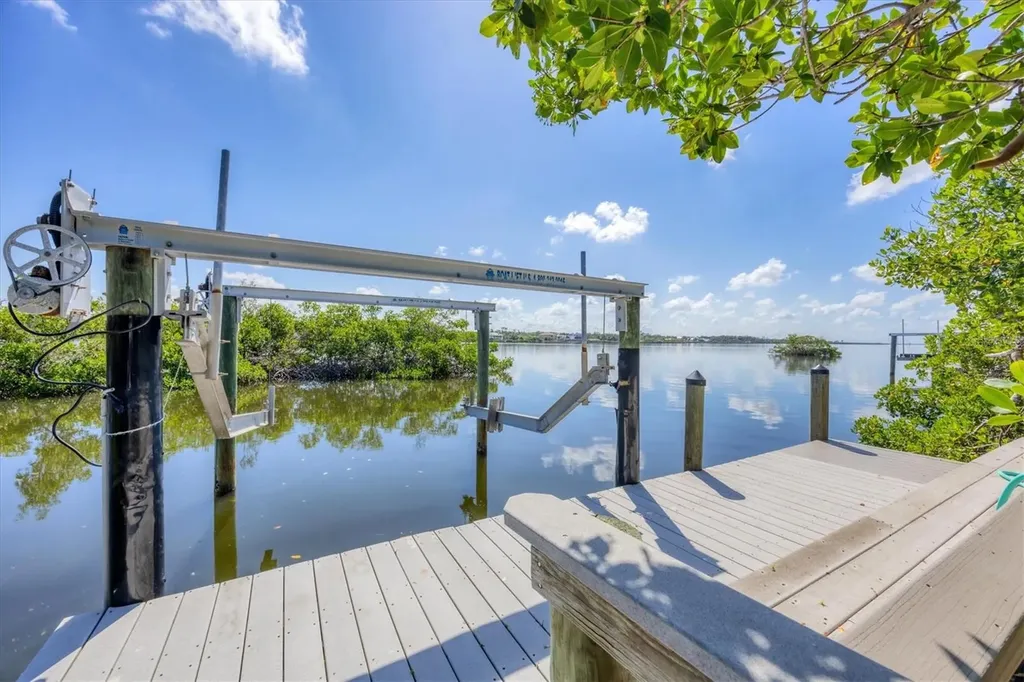 8285 Manasota Key Road Englewood FL 34223