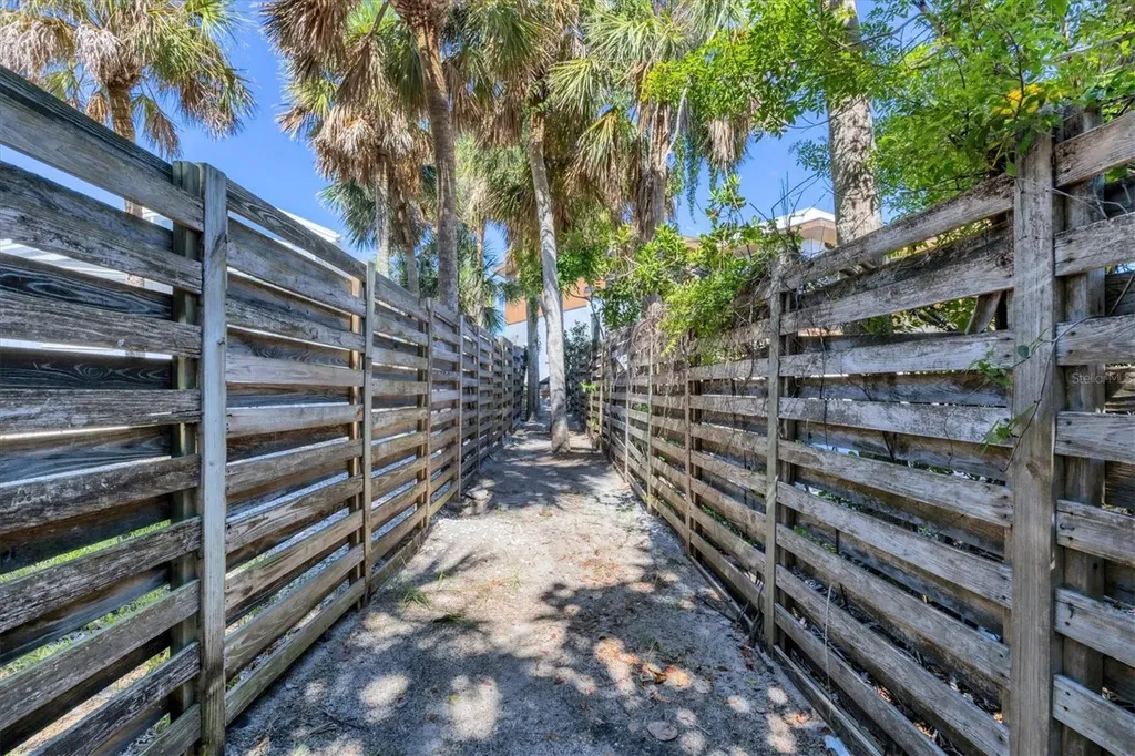 8285 Manasota Key Road Englewood FL 34223