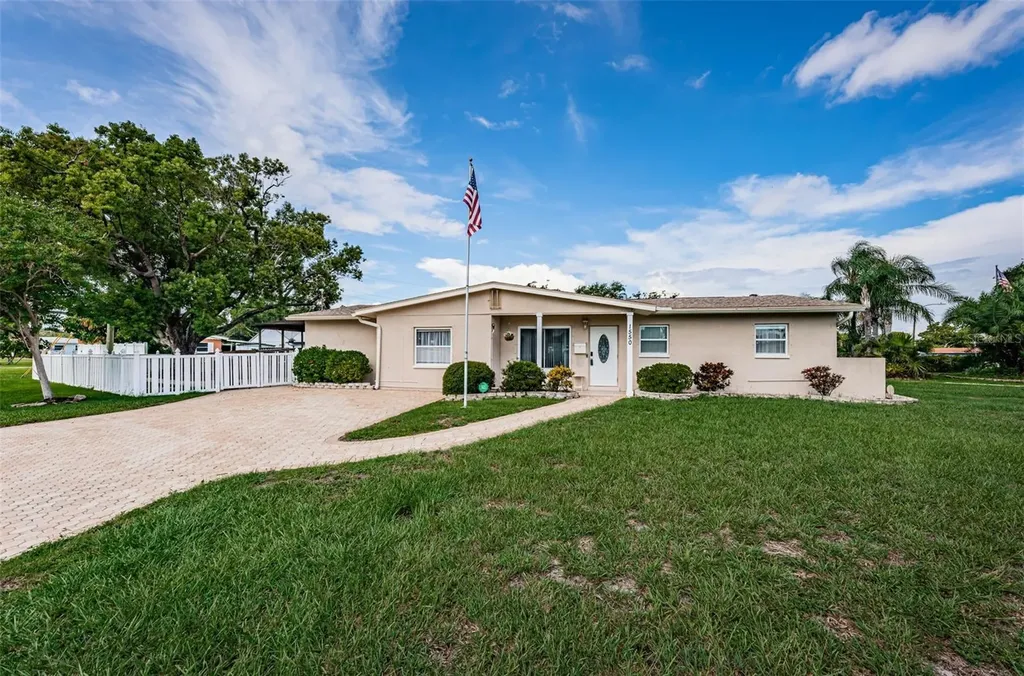 1550 55th Street N St Petersburg FL 33710
