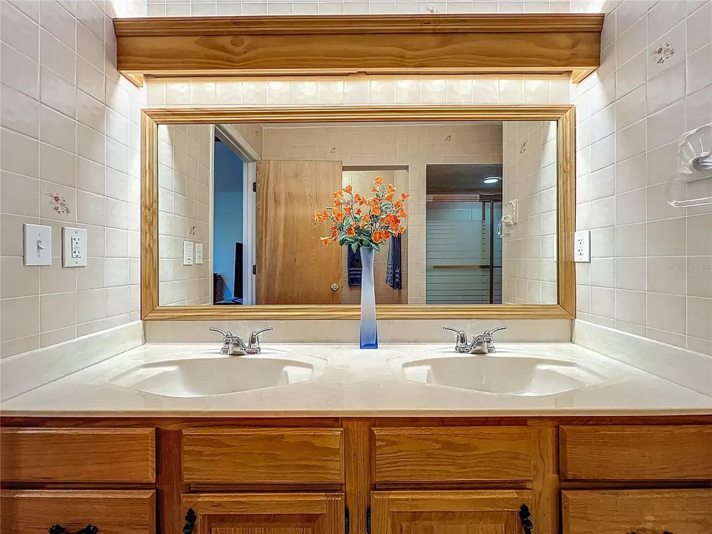 534 Minnow Court Kenansville FL 34739