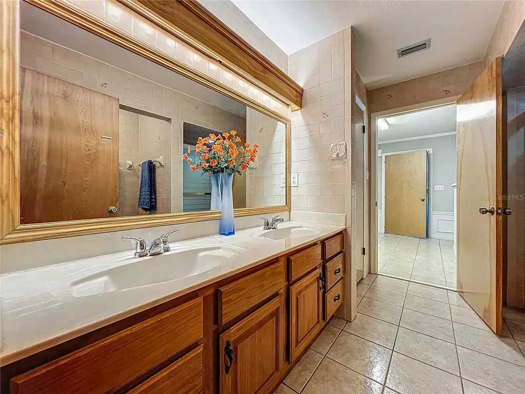 534 Minnow Court Kenansville FL 34739