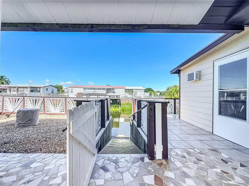 534 Minnow Court Kenansville FL 34739