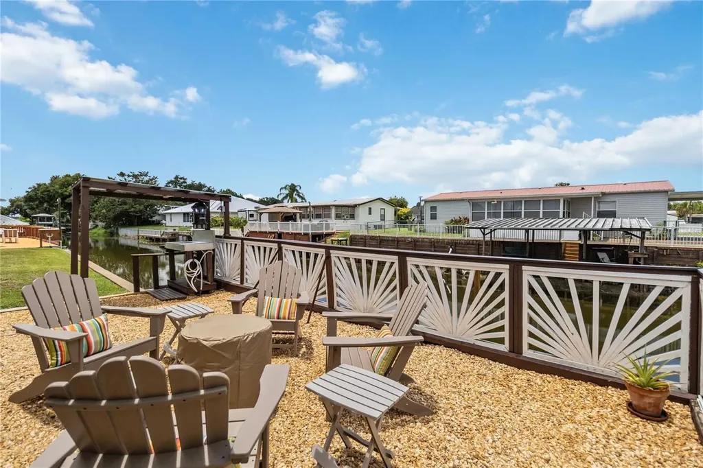 534 Minnow Court Kenansville FL 34739