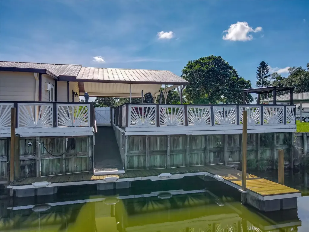 534 Minnow Court Kenansville FL 34739