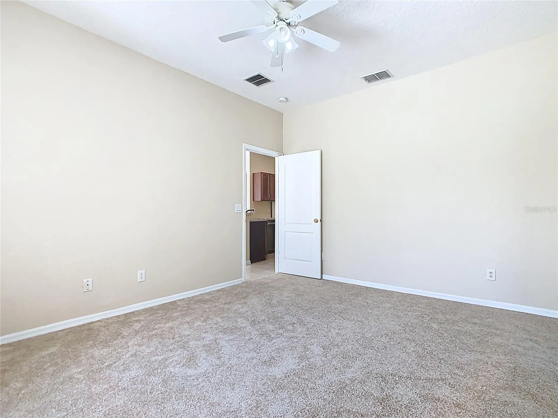 1719 N Hampton Drive Davenport FL 33897