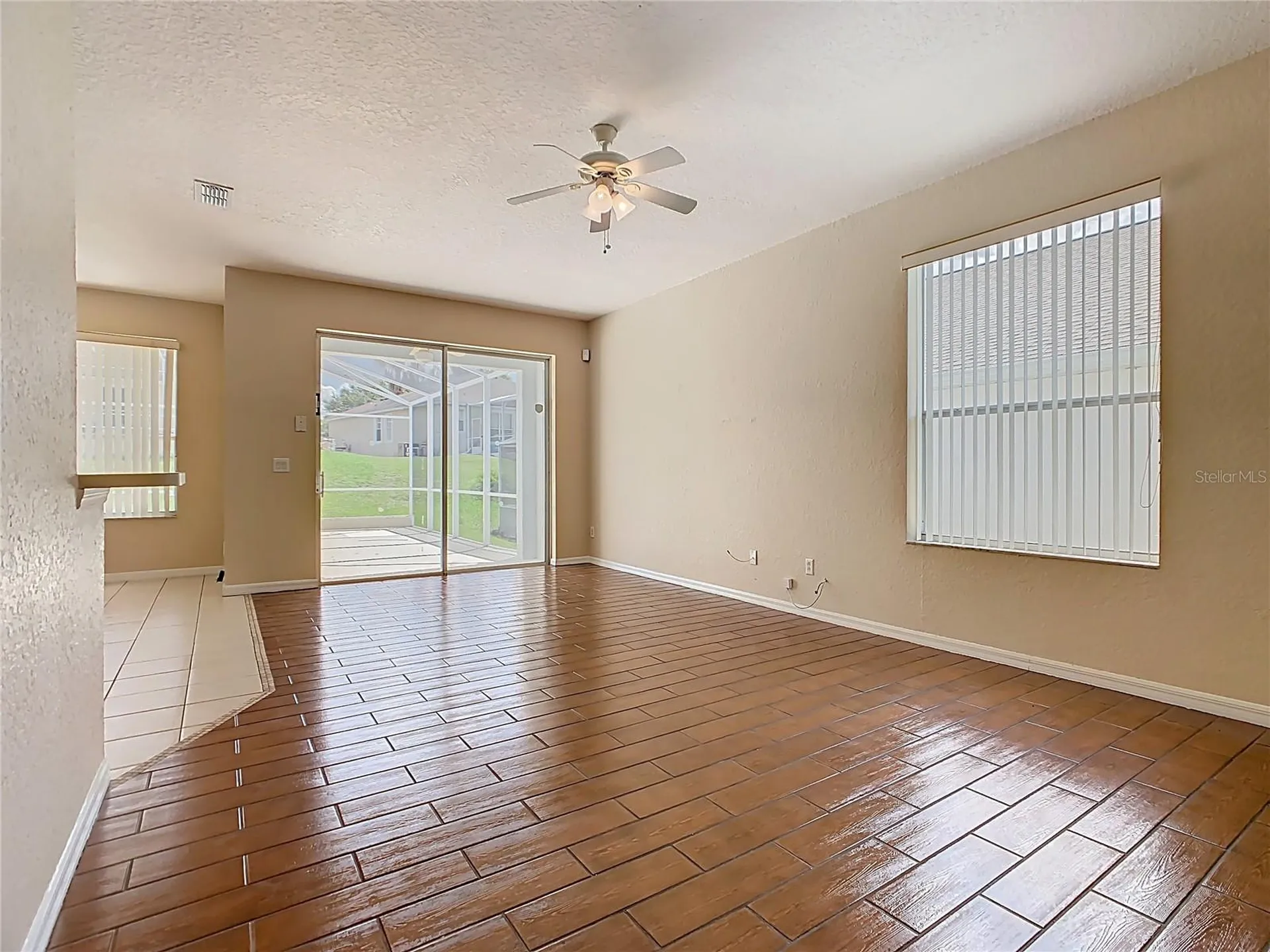 1719 N Hampton Drive Davenport FL 33897