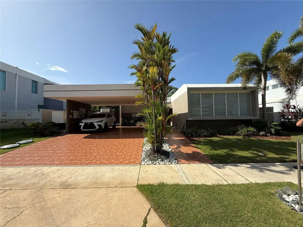 . Topacio Street Dorado PR 00646