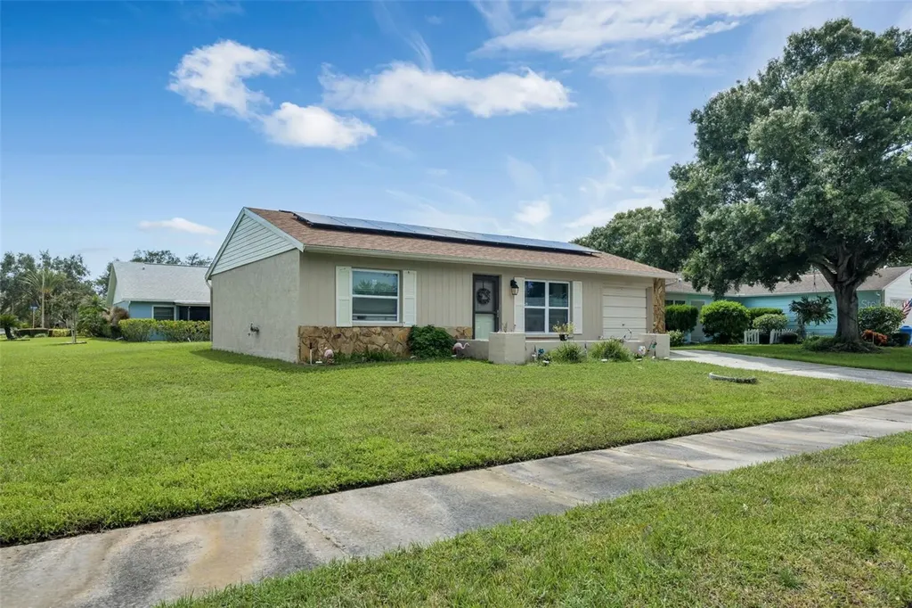 3900 105th Avenue N Clearwater FL 33762