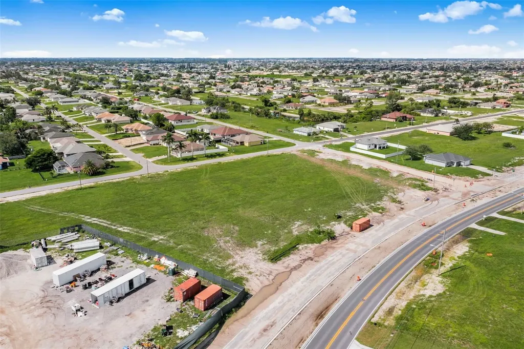 614 Diplomat Parkway E Cape Coral FL 33909