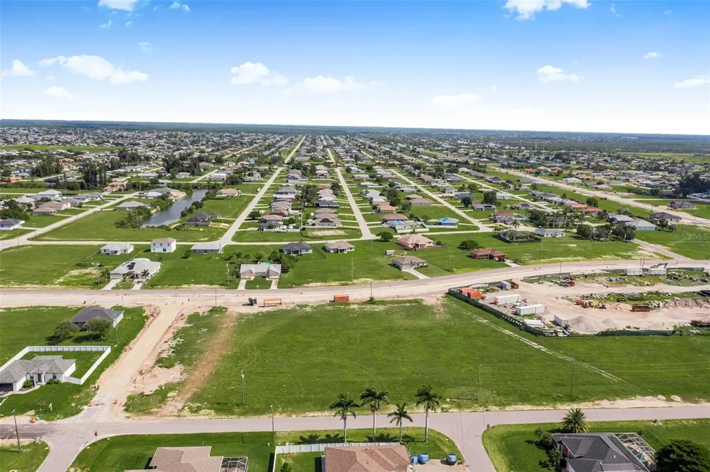 614 Diplomat Parkway E Cape Coral FL 33909