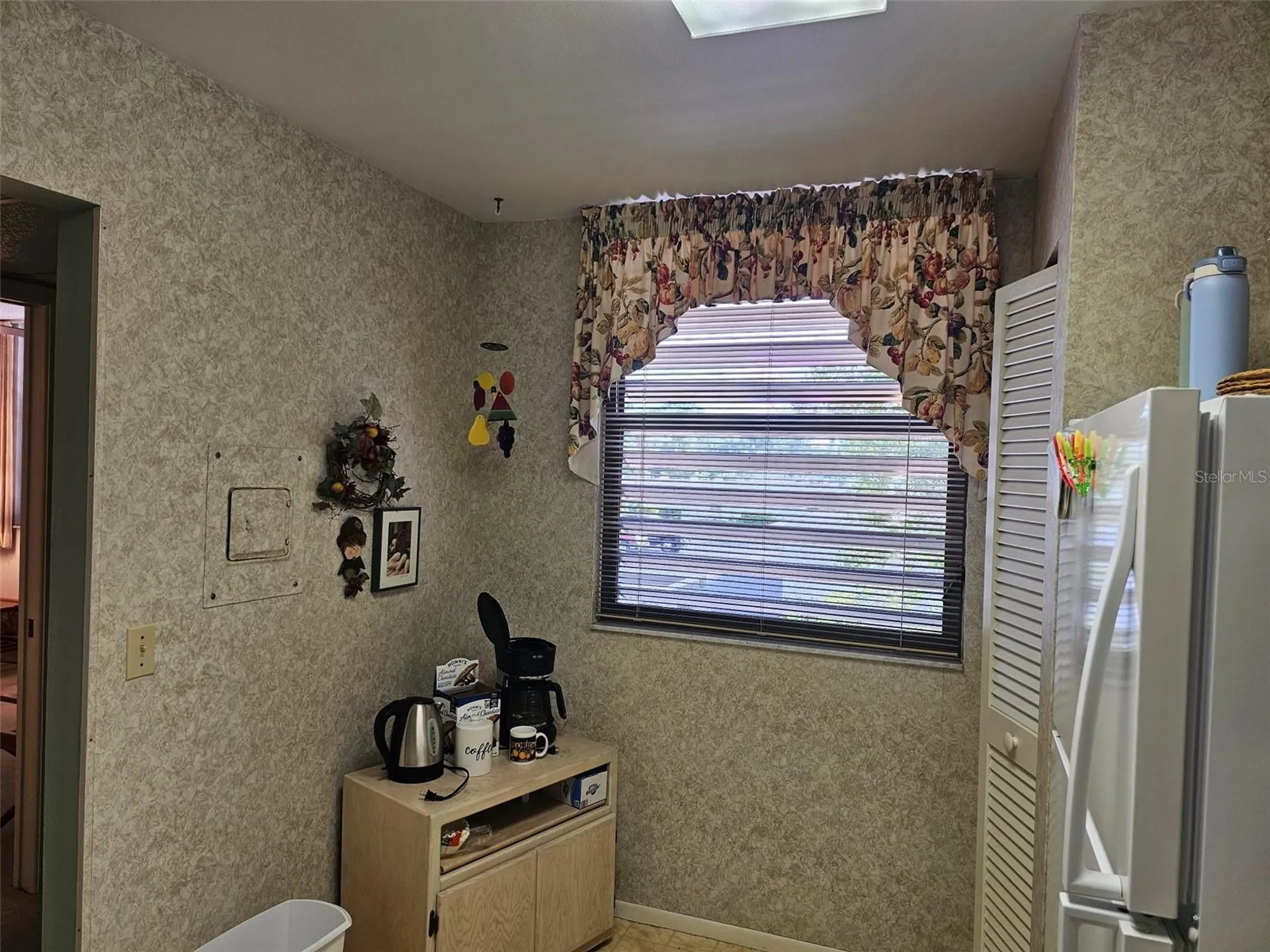 586 Lakeside Drive Bradenton FL 34210
