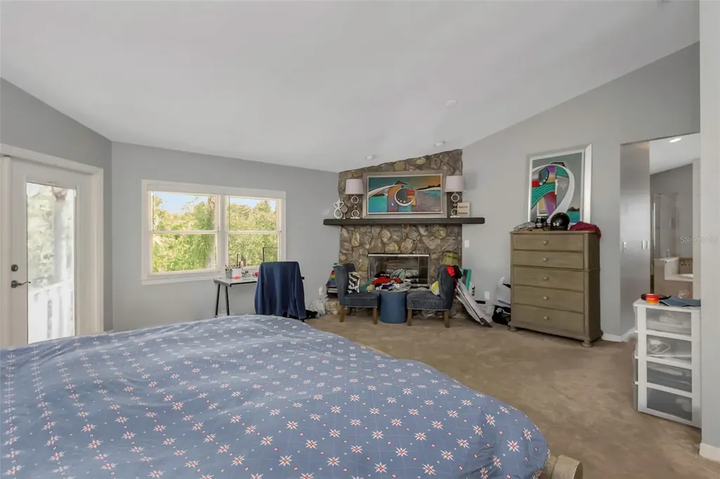 1065 Sable Court NE St Petersburg FL 33702